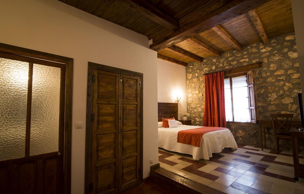 Hospederia Real Casona La Beltraneja Hotel Belmonte  Bagian luar foto